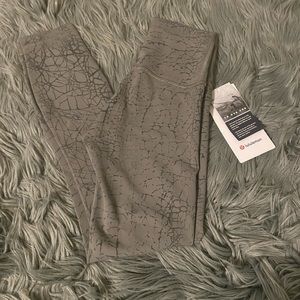 Lululemon Wunder Train HR Tight 25” Dye Leggings
